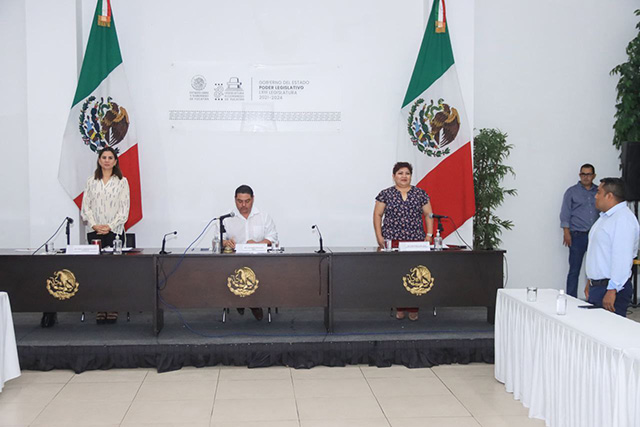 Informan al Congreso renuncia del consejero del INAIP, Eduardo Alvizo