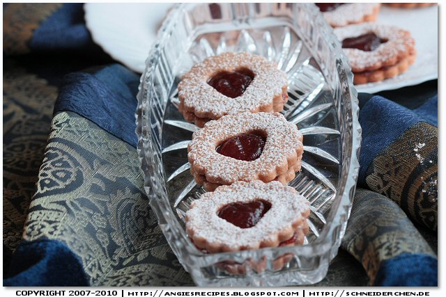 Angie S Recipes Taste Of Home Mulled Wine Linzer Cookies Spitzbuben Mit Gluehweingelee