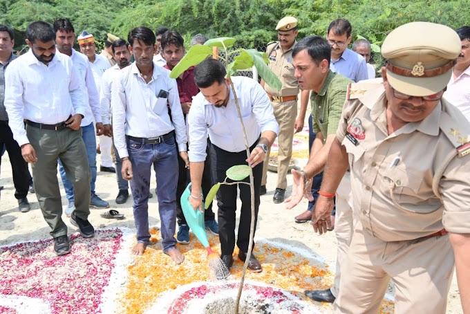 Barabanki:  रच दिया रिकॉर्ड, मियावाकी पद्धति से रोपे गए 2 लाख 65 हज़ार पौधे