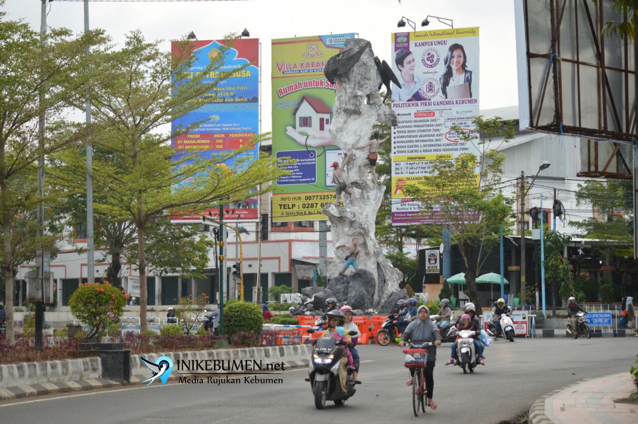 Prakiraan Cuaca Kebumen Hari Ini Selasa, 18 Oktober 2022, Umumnya Berawan Tebal, Hujan Ringan di Siang Hari