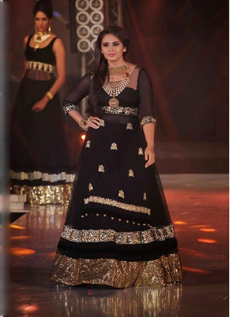 Huma Qureshi In Black Anarkali Suits At IIBS Fashion Show