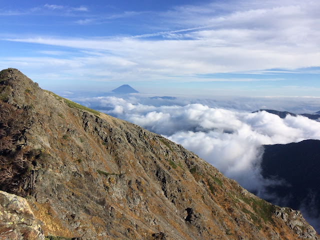 北岳稜線からの富士山