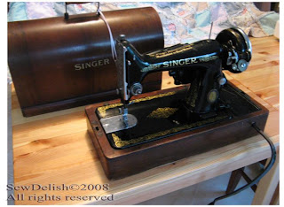 Singer 99K Vintage Sewing Machine