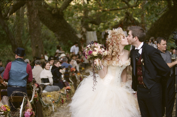 What is a Steampunk Wedding