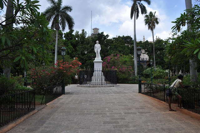   Conociendo la Habana Vieja: La Plaza de Armas