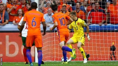 Holanda se niega a morir en las eliminatorias Europa Rusia 2018