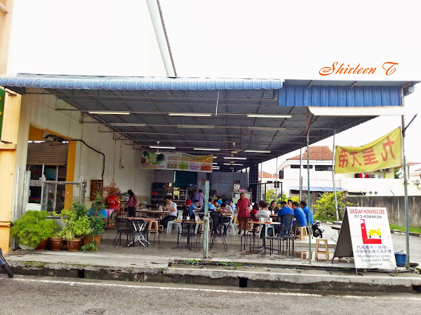 Four Season Vegetarian Restaurant @ Batu Maung, Penang