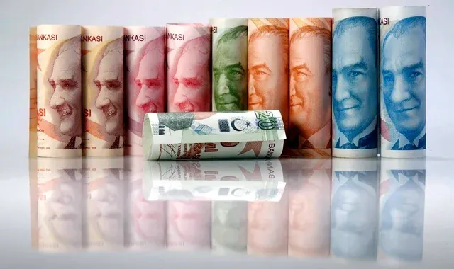 سعر صرف الليرة التركية مقابل العملات الرئيسية اليوم الأربعاء 31/3/2021