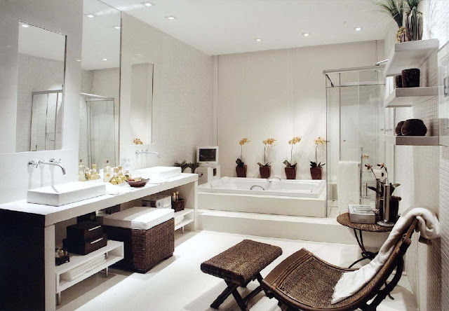 White modern bathroom 