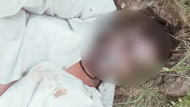 ছেলের দেনার যন্ত্রণায় বাবার আত্মহত্যা