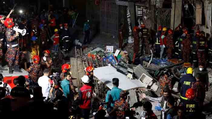 At least 11 killed, over 70 injured in blast at building in Bangladesh's Dhaka, Bangladesh, News, Blast, Dead, Injured, Hospital, Treatment, Police, World.