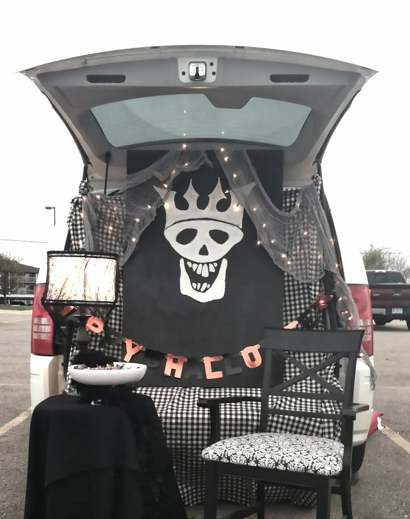 Popular 22+ Halloween Trunk Decorating Ideas