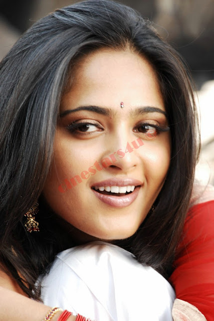 ANUSHKA SHETTY NEW PICTURES