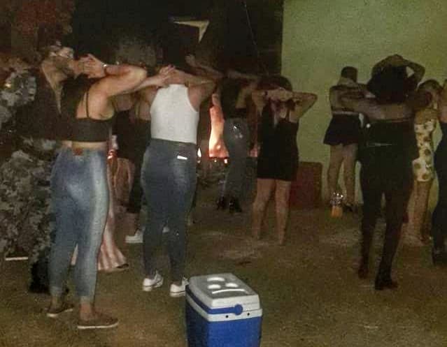 Quase 200 pessoas são flagradas em festas clandestinas em Cachoeirinha