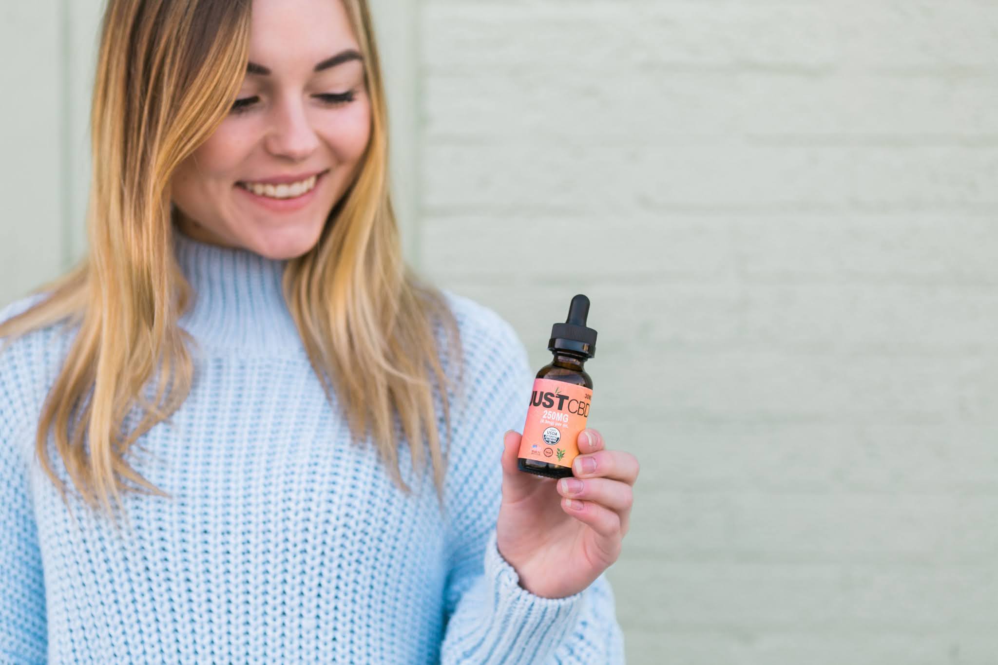 THE ULTIMATE GUIDE TO CBD VAPE OILS