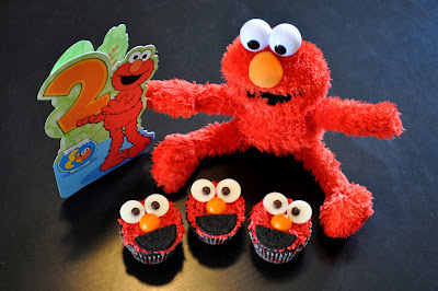  Birthday Party Ideas on Elmo Party   Kara S Party Ideas   The Place For All Things Party