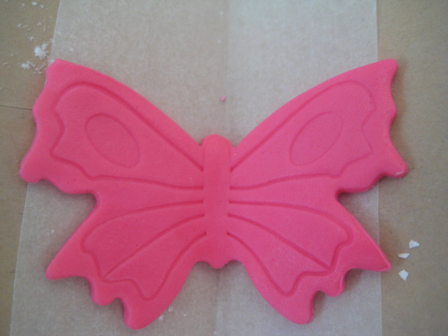 another butterfly rolled colour, as to more pink out and such how   of cardboard make wings some fondant make light