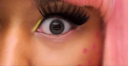 nicki minaj super bass makeup looks. Nicki Minaj Super Bass Makeup