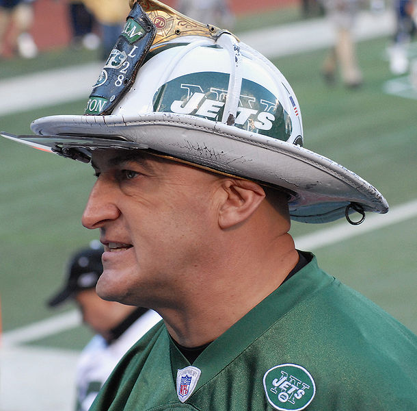 Jets Superfan Fireman Ed shouldn't let his hatred stand in the way of a 