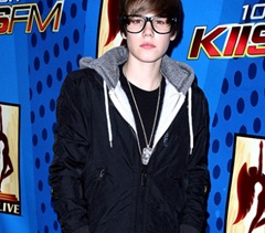 LOS ANGELES, CA - FEBRUARY 13:  Singer Justin Bieber poses after his free concert presented by KIIS-FM at Nokia Plaza L.A. Live on February 13, 2010 in Los Angeles, California.  (Photo by Angela Weiss/Getty Images) *** Local Caption *** Justin Bieber