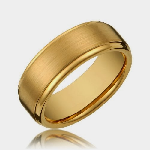 Men's+Tungsten+Carbide+Gold+Wedding+Band+Ring.jpg