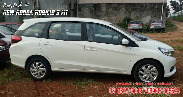 eksterior honda mobilio tampak samping