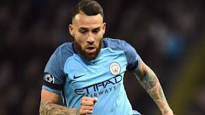 Oficial: El Manchester City renueva hasta 2022 a Otamendi