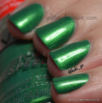 Revlon Wicked Star swatch