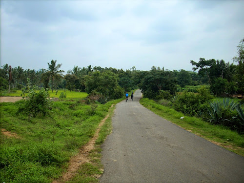 Riders on the Kottai 200 Brevet organised by Bangalore Brevets and FRI