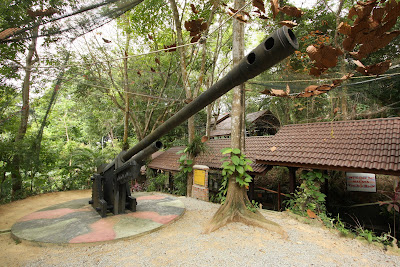 (Malaysia) - Penang - War Museum