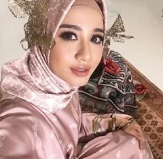 sinopsis cerita sinetron dhijabers sctv dibintangi laudya cynthia bella