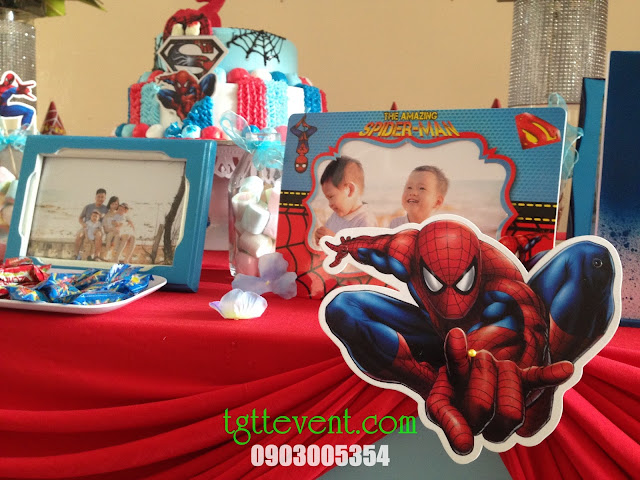 Trang trí thôi nôi sinh nhật chủ đề Spiderman