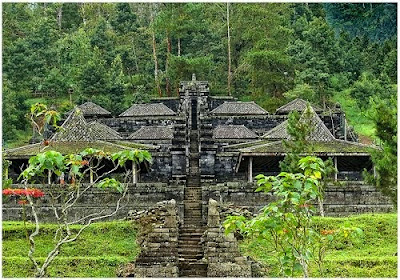  Tempat Wisata Unggulan di Karanganyar Jawa Tengah 12 Tempat Wisata Unggulan di Karanganyar Jawa Tengah