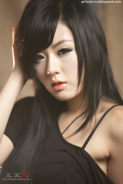 Hwang-Mi-Hee-Heart-Leggings-23-very cute asian girl-girlcute4u.blogspot.com