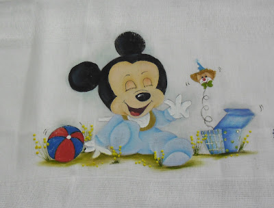 pintura baby mickey com brinquedos