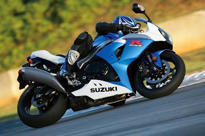 2010 Suzuki GSX-R1000 Action