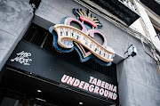 Amor De Madre,denominada como taberna underground, es un nuevo local en .