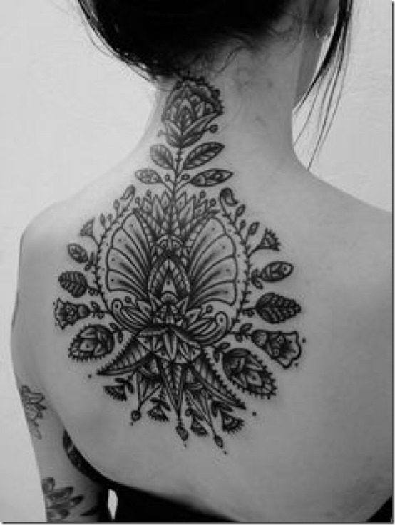 floral_mandala_dos_tatouage