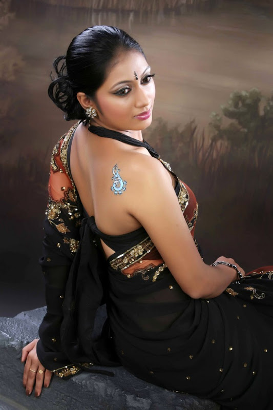 Udayatara  South Spicy Actress Latest HD Wallpaper Stills Photoshoot images