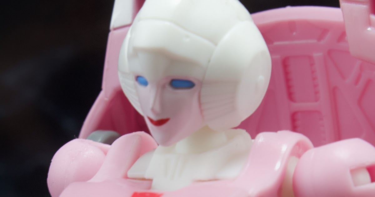 Transformers Prime Deluxe ARCEE: EmGo's Transformers Reviews N' Stuff 