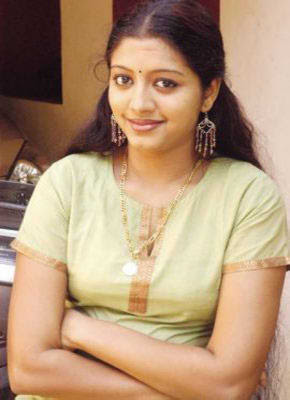 SEXY ACTRESS GOPIKA  PICTURES