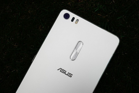 Jual Asus Zenfone 3 Ultra ZU680KL