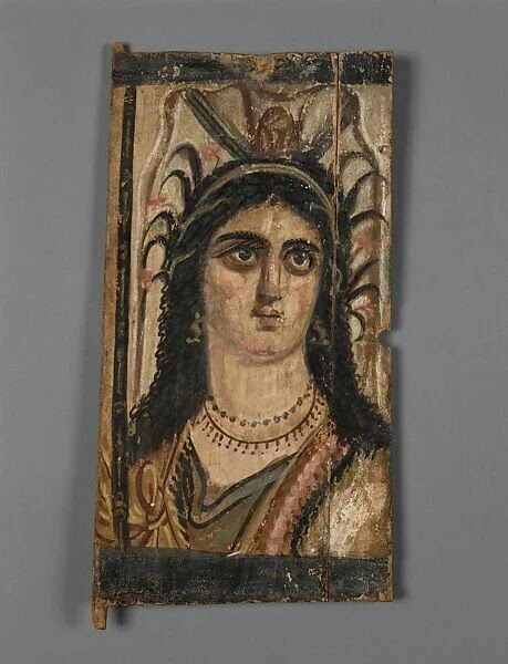 Ένα από τα πρώτα αντικείμενα της έκθεσης, ένας αιγυπτιακός πίνακας του 2ου αιώνα με την Ίσιδα, μοιάζει περίεργα με μια εικόνα της Παναγίας του 6ου αιώνα, που ίσως ζωγραφίστηκε στην Κωνσταντινούπολη. Αίγυπτος, 2ος αιώνας.