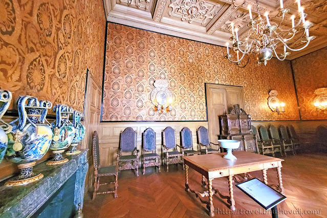 Antechamber Chateau de Fontainebleau