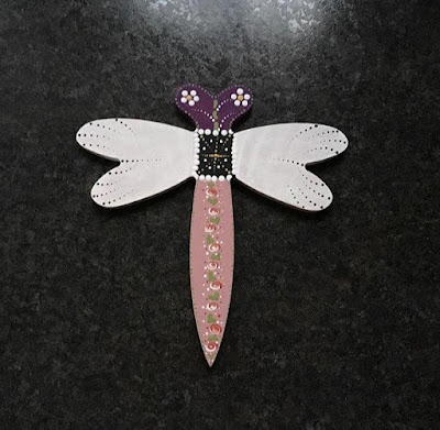 Painted dragonfly - decorated using You Can Folk It's Round Brush Starter kit 