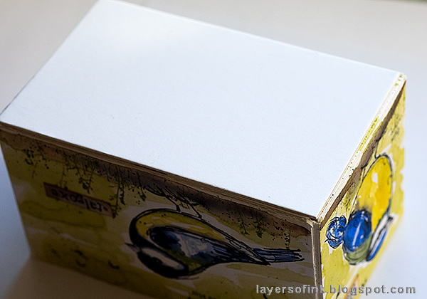 Layers of ink - DIY Watercolor Birds Pen Holder by Anna-Karin Evaldsson. Assemble the box.