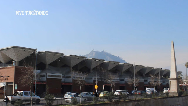 Santiago | Mercado de Abastos Tirso de Molina, Rio Mapocho e a Costanera Norte e o Mercado Central