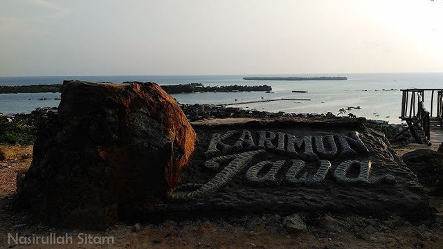 Tulisan Karimunjawa di bukit Jogo Tuwo