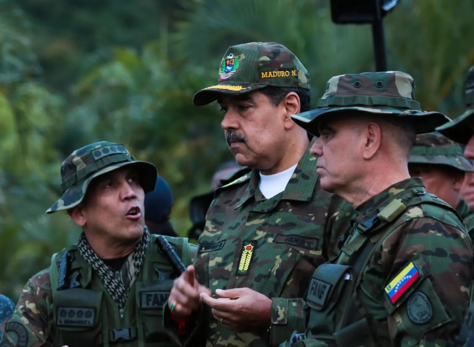 Venezuela inició operación militar "Relámpago del Catatumbo" en la frontera con Colombia