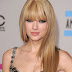 Taylor Swift New Hairstyle on American Music Award 2010